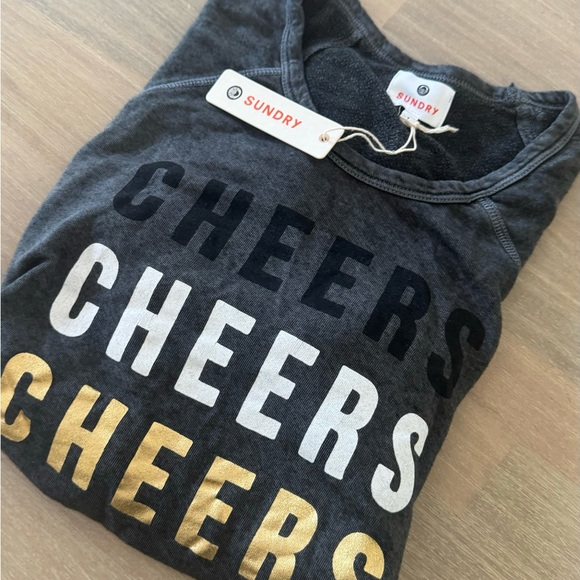 Sundry size 2 - Picture 3 of 4